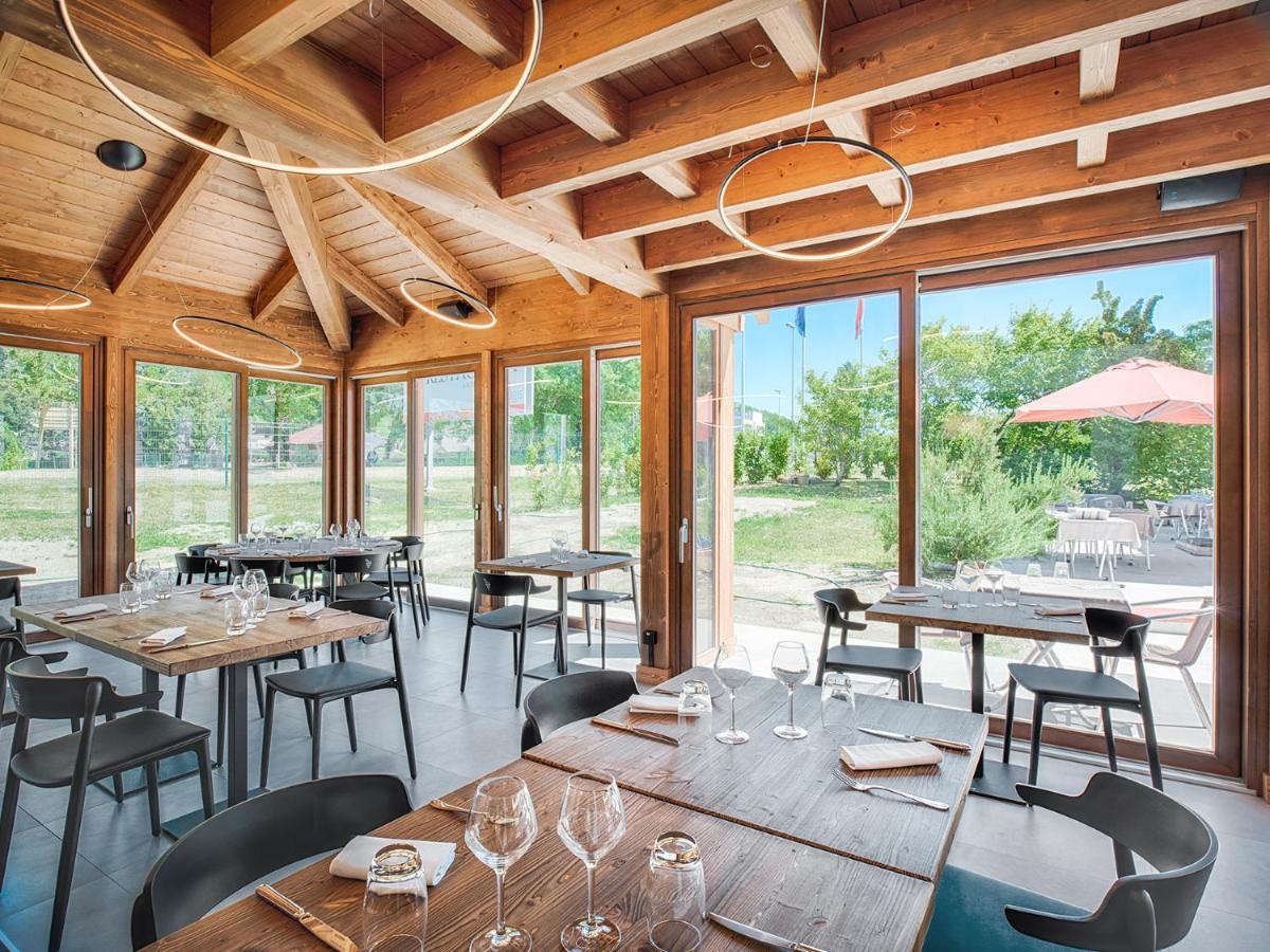 La Cle Des Champs Hotel Montmélian Kültér fotó